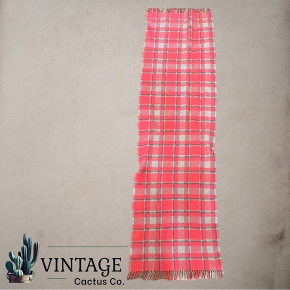 GORGEOUS JCREW PLAID WOOL SCARF w/TASSELS 🧣 - Picture 6 of 8